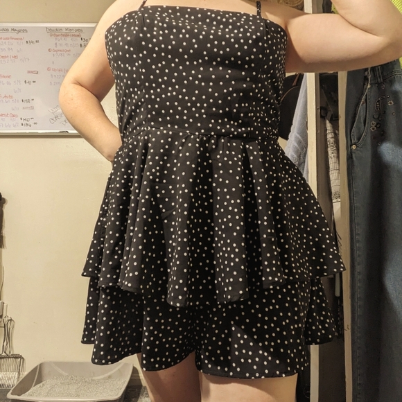 Polka Dot summertime romper - Picture 1 of 4